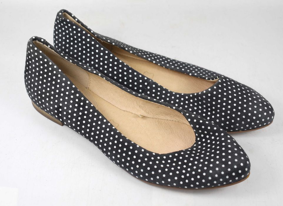 Używane baleriny Caprice roz. 37
