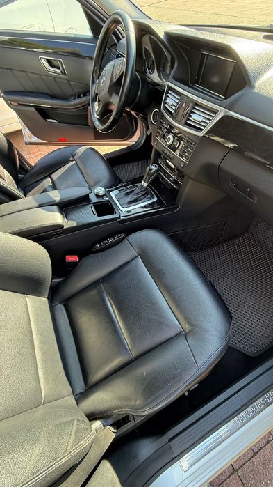 Mercedes W212 E250 2010 rok