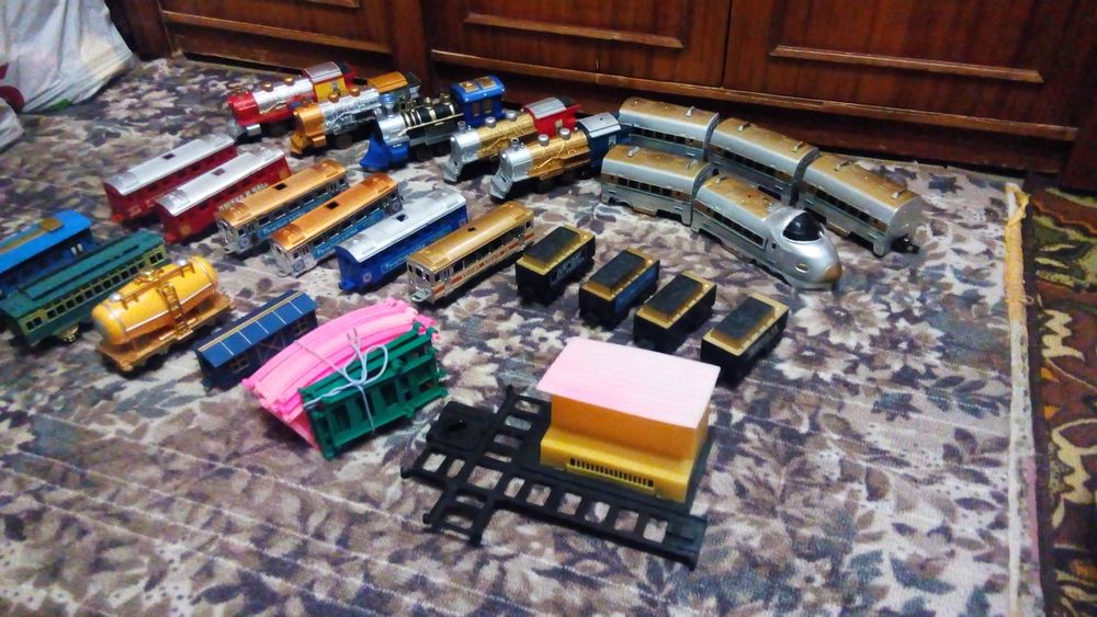 Іграшковий залізничний набір