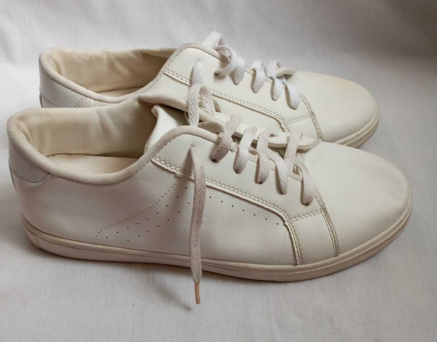 Кроссовки кожа белые размер 44 - 45