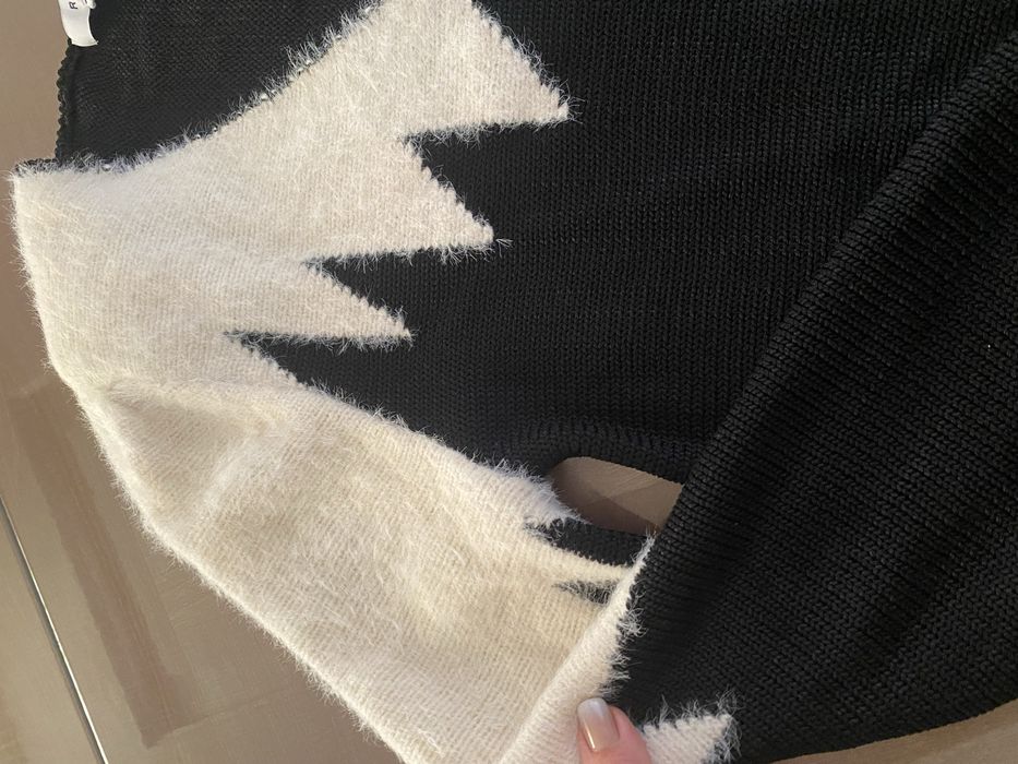 Светр жіночий розмір S