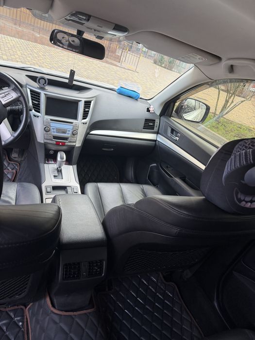 Subaru Outback 2011 2.5