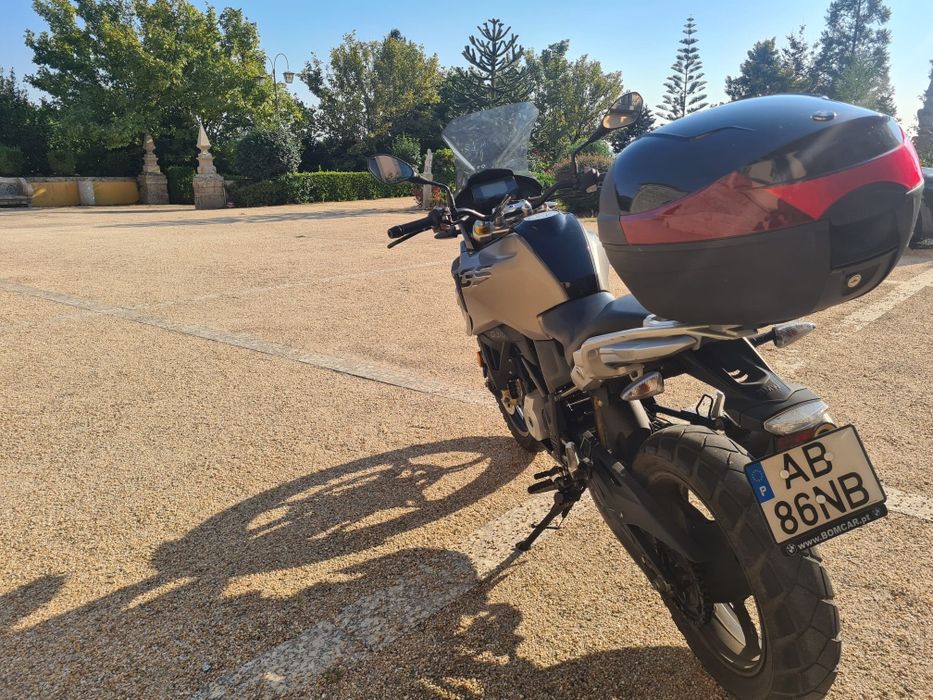 BMW GS310 mota completamente nova, de uma senhora