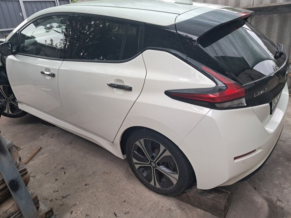 Nissan leaf 2021  28тис км