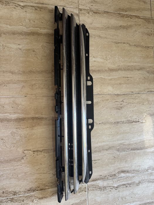 Vendo grelha frontal de mini cooper 2009