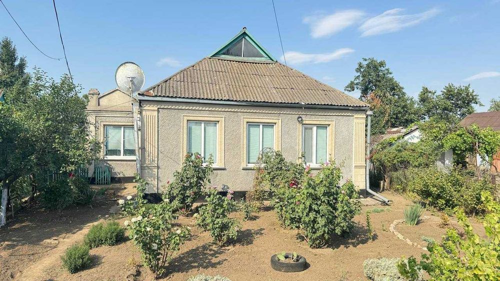 Доглянутий будинок 80 м2 в м. Снігурівка; сертифікат - ок