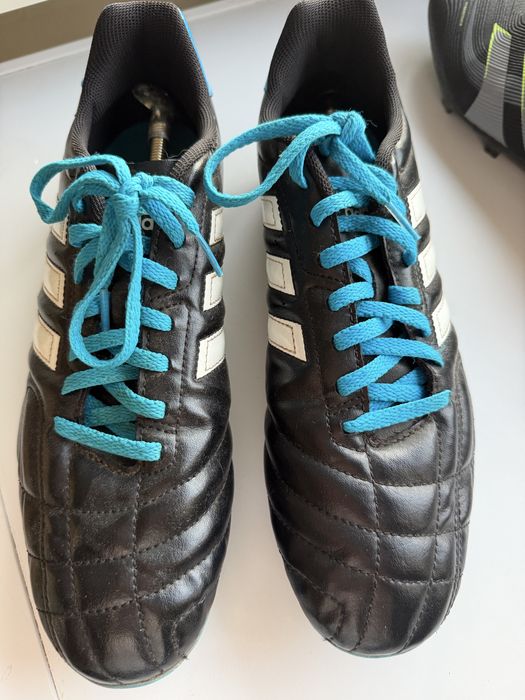 Chuteiras adidas em muito bom estado