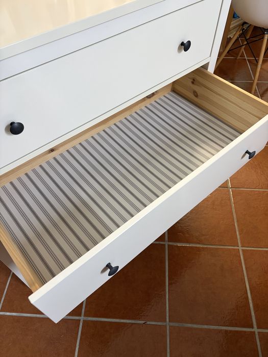 Cómoda Ikea Hemnes