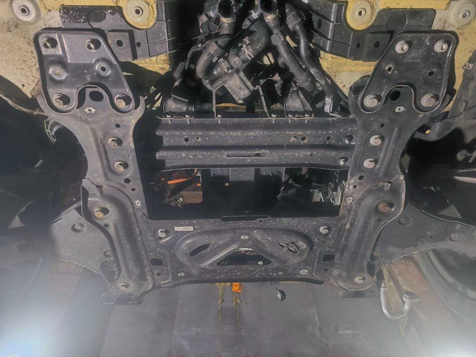 Підрамник передній балка Audi Q4 e-tron VW ID3 89A400021