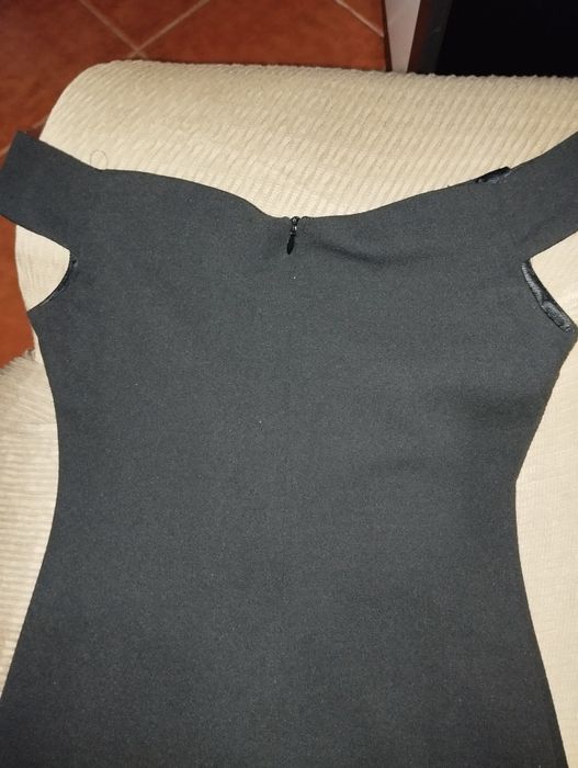 Vestido preto tamanho S e preto