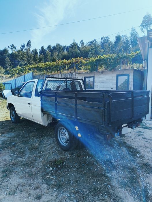 Carrinha Nissan D21
