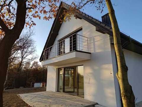 Balustrady nierdzewne zabezpieczenia okienne