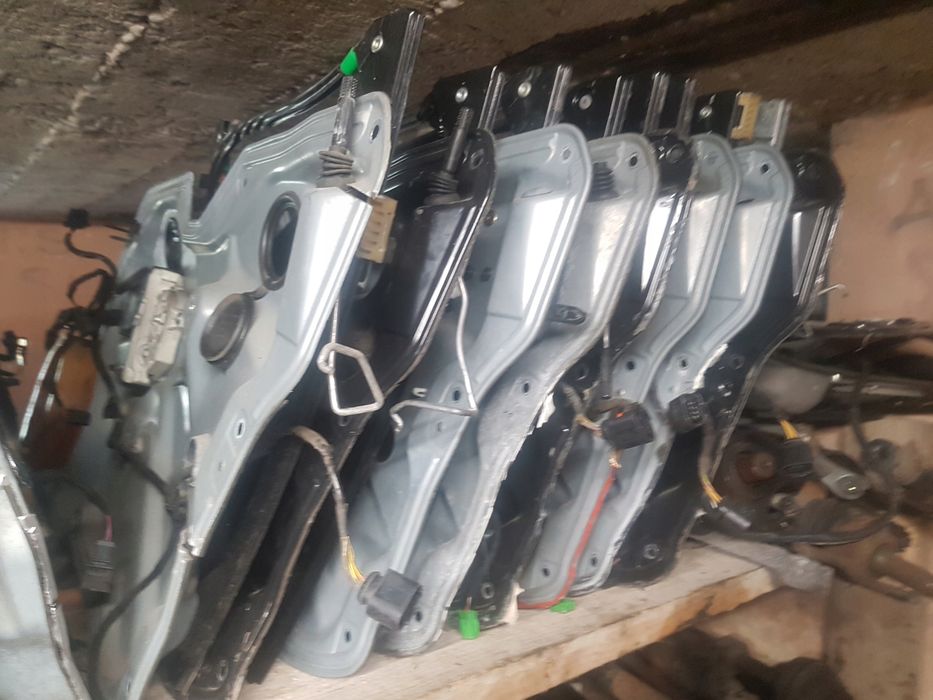 seat leon i 1m0837756 podnośnik szyby prawy przod
