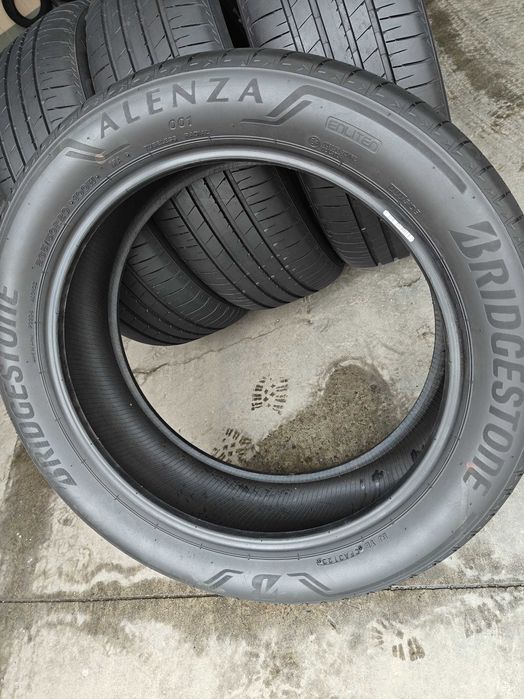 R20 235 50 літні шини 23р Bridgestone Alenza 001 комплектом чи парами
