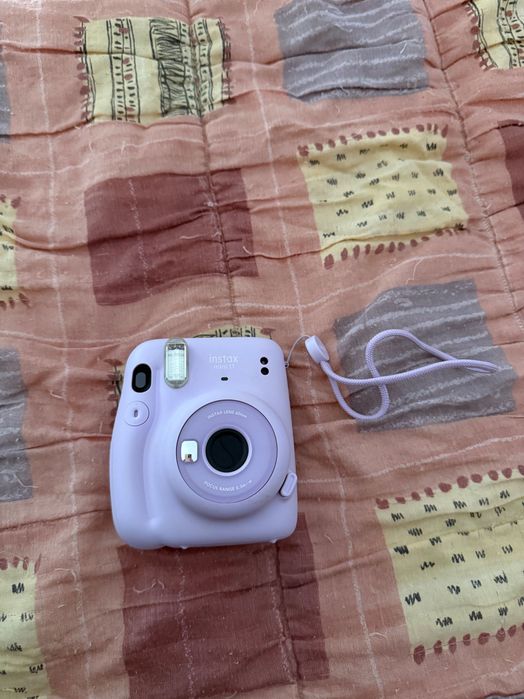 Instam mini 11 na cor roxa