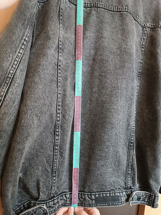 Продам джинсову чоловічу куртку