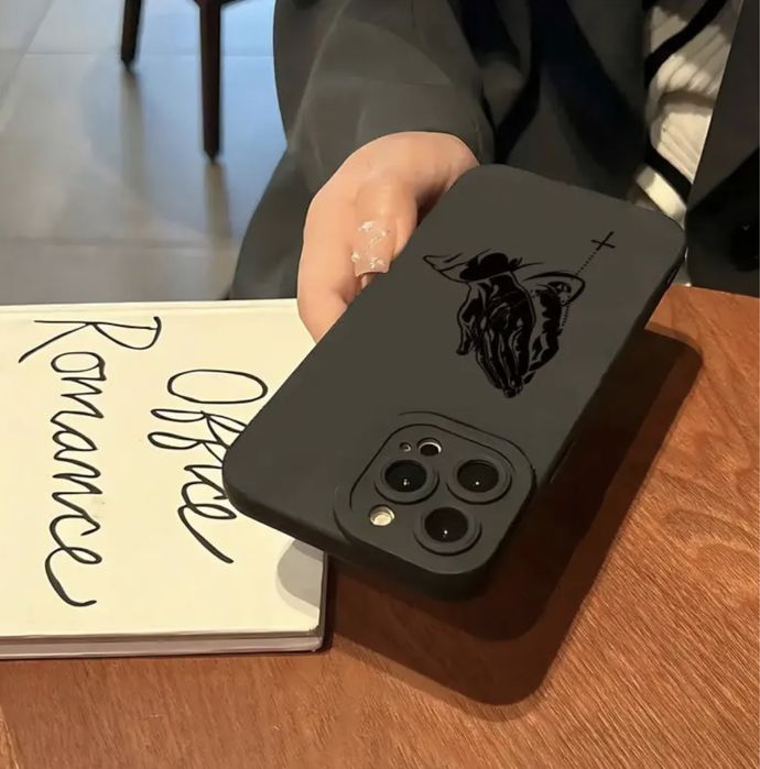 Чохли на iphone 13
