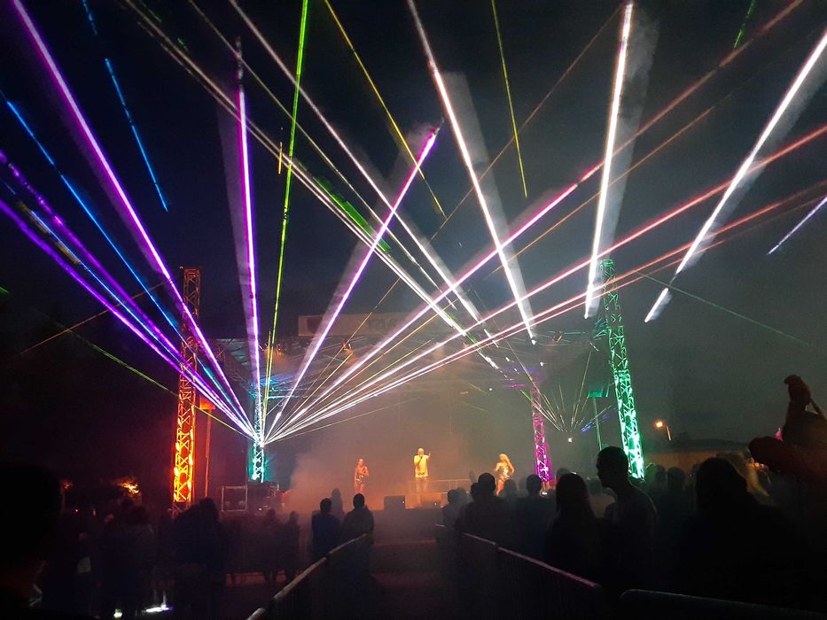 Pokaz Laserowy atrakcja na Twoje Wesele! Pokaz Plenerowy