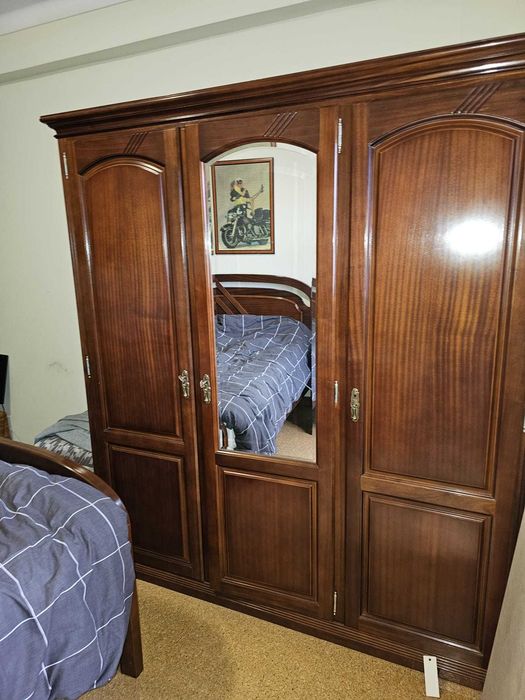 Conjunto de Mobiliário por Apenas 450€
