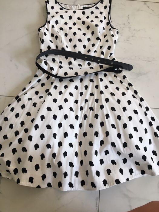 Sukienka Simple 38