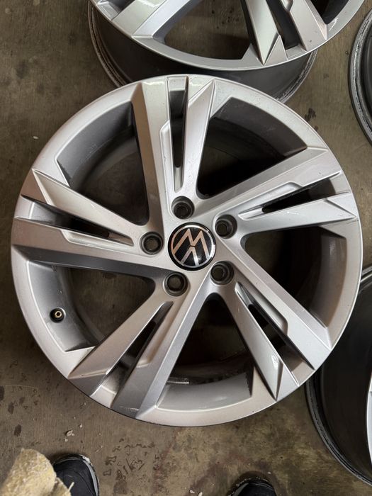 Диски R17 5*112 ET51 7.5J