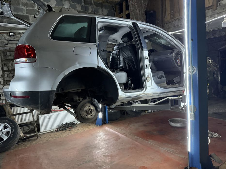 Запчастини Audi A6 100 S4 S6 Q7 A4 B8 Touareg 1 7P ауді Туарег таурег