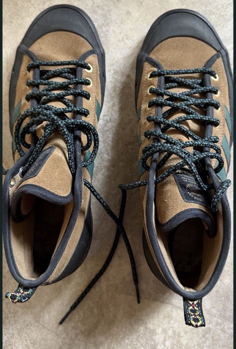 Аdidas.