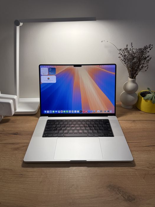 MacBook Pro 16 2021 32GB RAM 512GB SSD Silver 88%