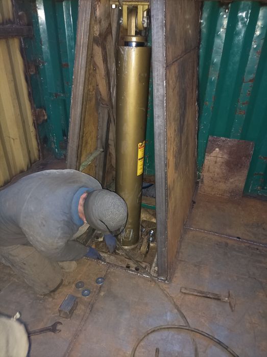 Самосвал KOGEL SN 24