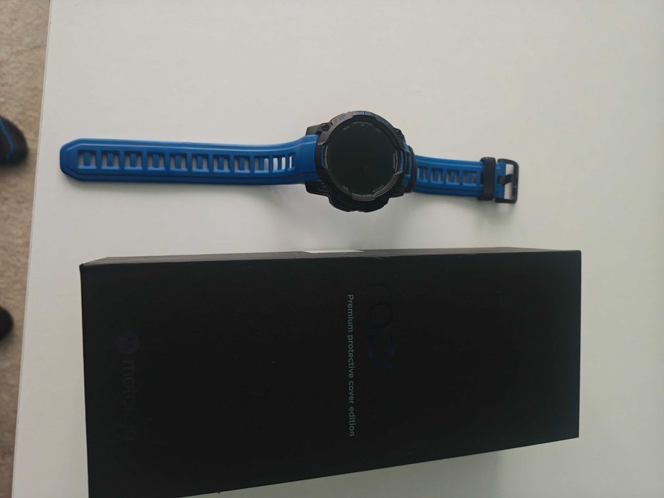 Smartwatch GARMIN Instinct 3 45mm Amoled Czarny + pasek niebiesko-czarny