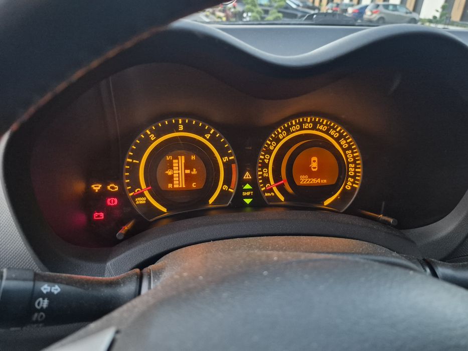 Toyora Auris 2009r