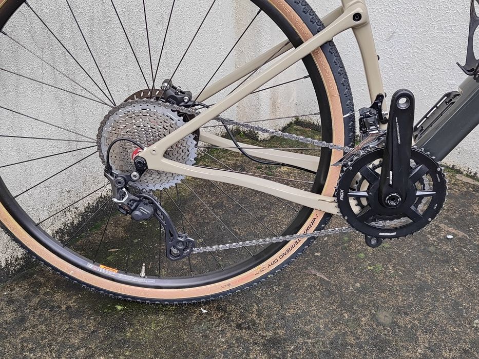 Aceito retomas 
Bicicleta Cannondale gravel Topstone Carbon 3 Quicksan