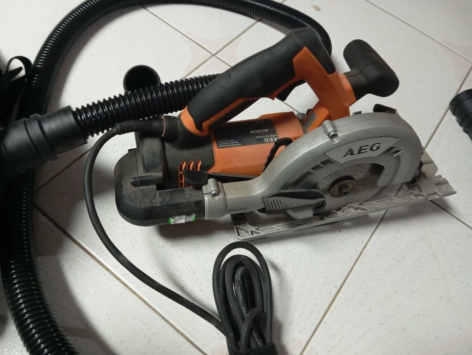 Serra circular AEG multifuncional nova