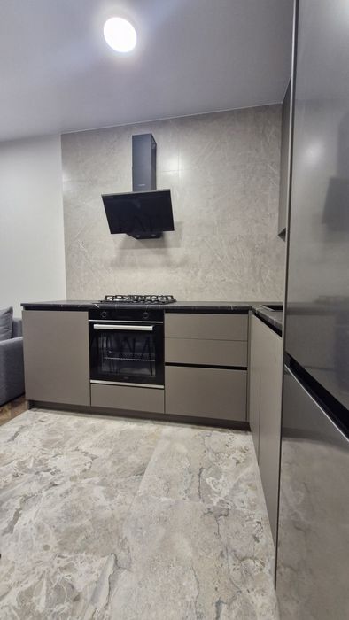 Оренда сучасної квартири з новим ремонтом у престижній новобудові