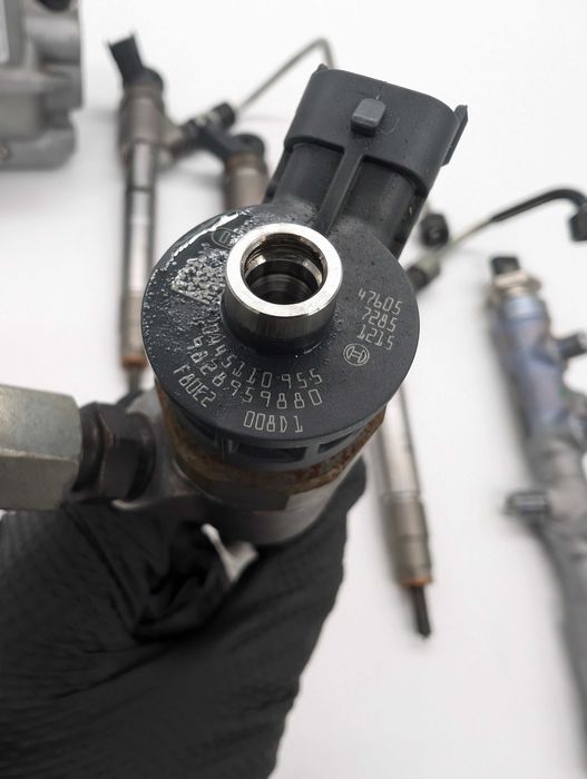 Wtryskiwacze wtryski pompa 1.5 hdi Citroen Peugeot 2024r 19tyskm