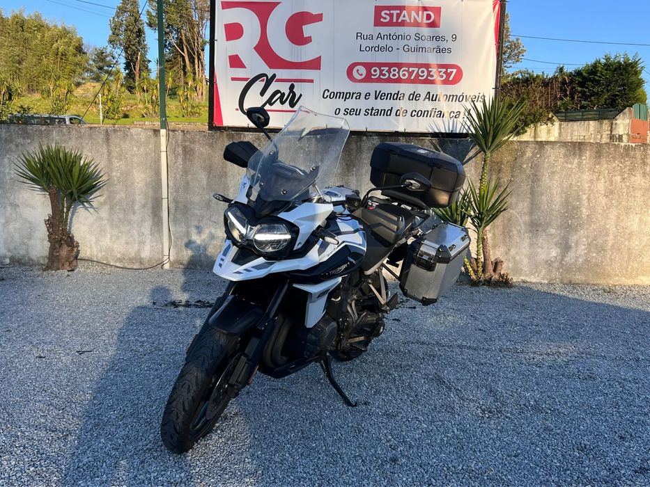 Triumph Tiger Alpine Edition