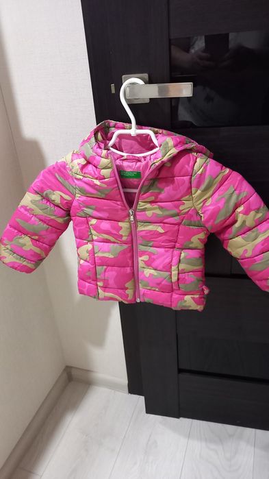 Курточка benetton на дівчинку 2 рочкїв