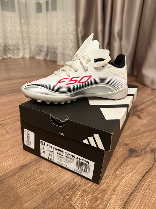 Сороконіжки Messi Adidas