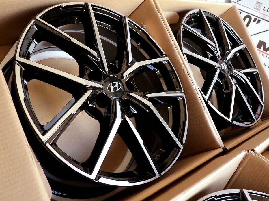 HYUNDAI TUCSON NX4 III FELGI ALUMINIOWE 8X18 5X114,3 ET40 ALUTEC GERMANY