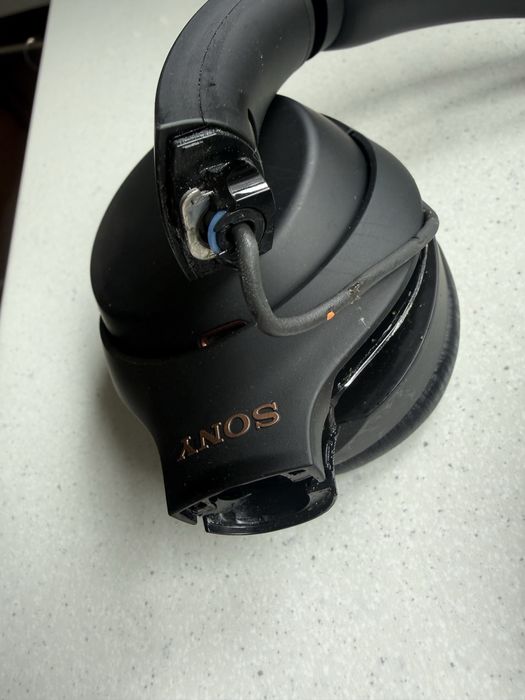 Słuchawki Sony WH 1000 XM4