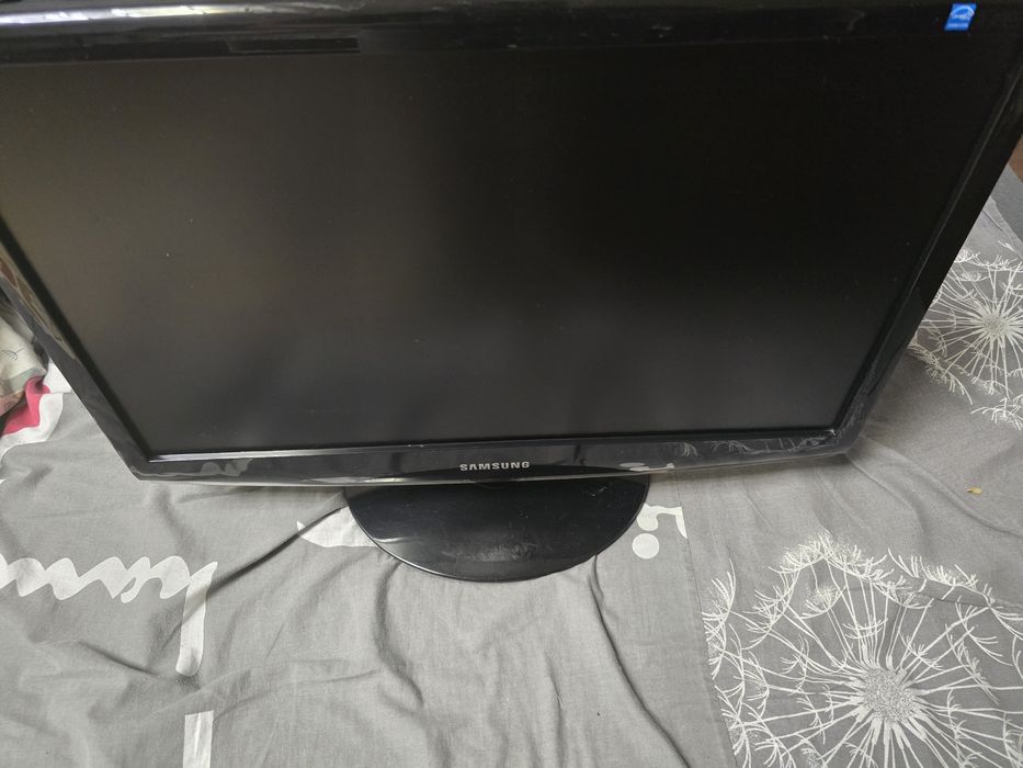 Монитор Samsung SyncMaster 2233