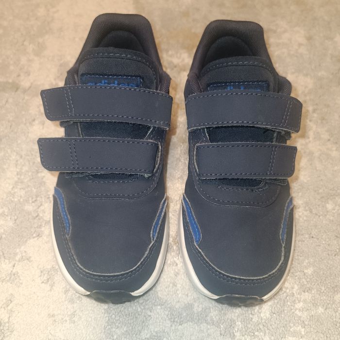 Дитячі кросівки Adidas 28 розмір