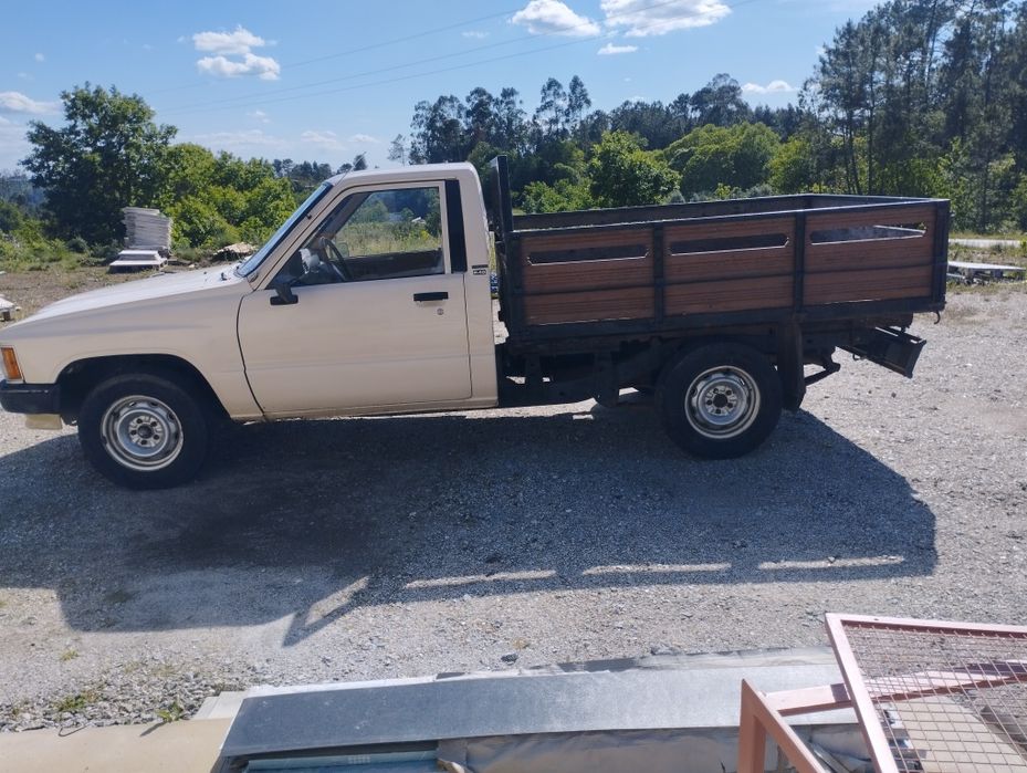Toyota Hilux ln 56