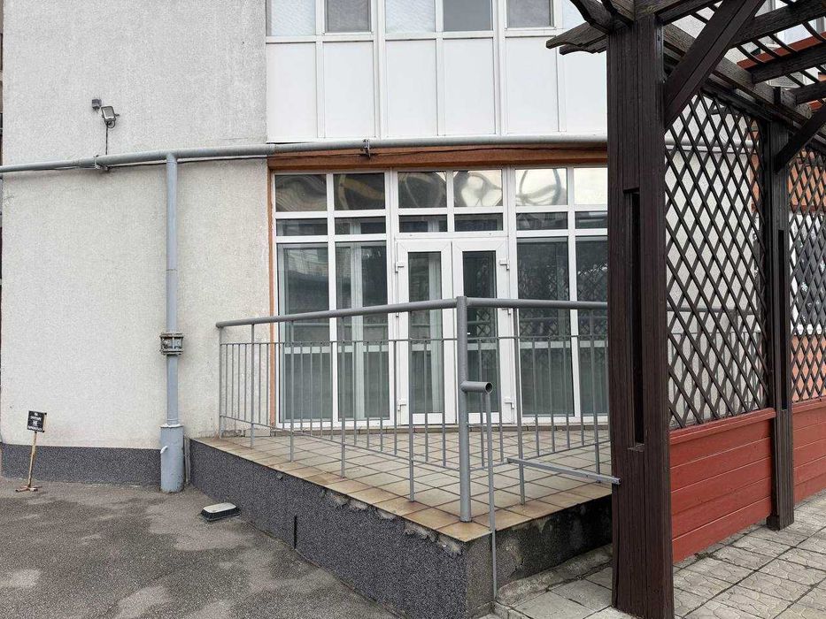 Аренда помещения, 120 кв.м. центральный р-н, правый берег