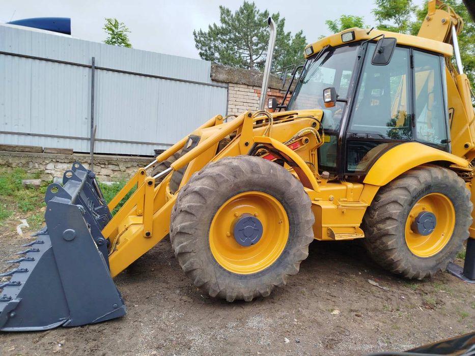 продам ескаватор JCB   4