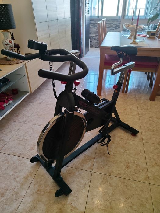 Bicicleta estática Domyos VS700