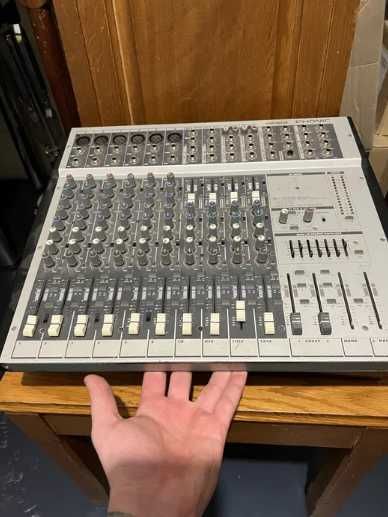 Пассивнй мікшерний пульт phonic m1805