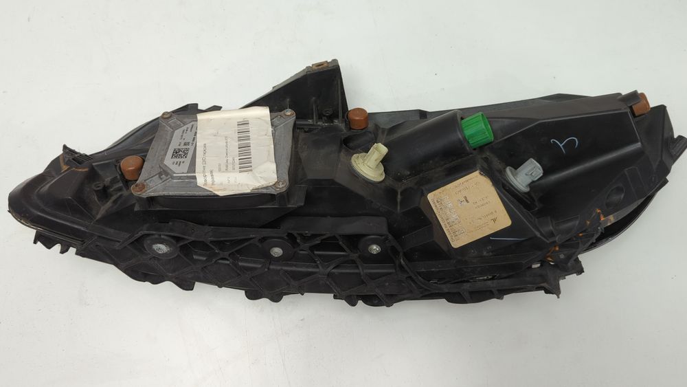 Поворотник (ДХО) передня (права) для Jeep Cherokee 2014-2018