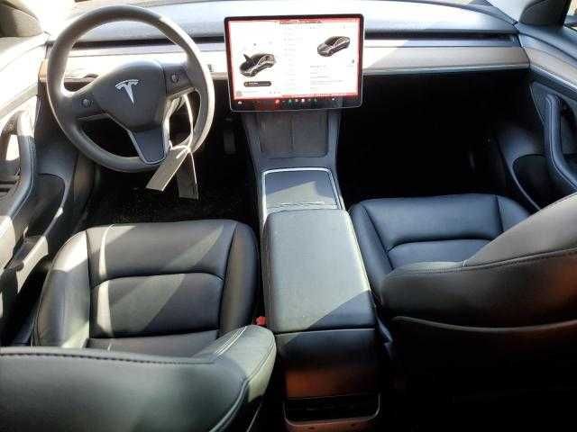 Електромобіль Tesla Model 3 Long Range 2022 року з США