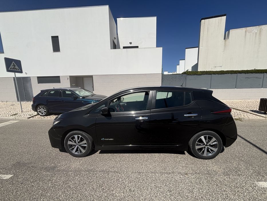 Nissan leaf 2020